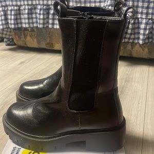 Black lug boots